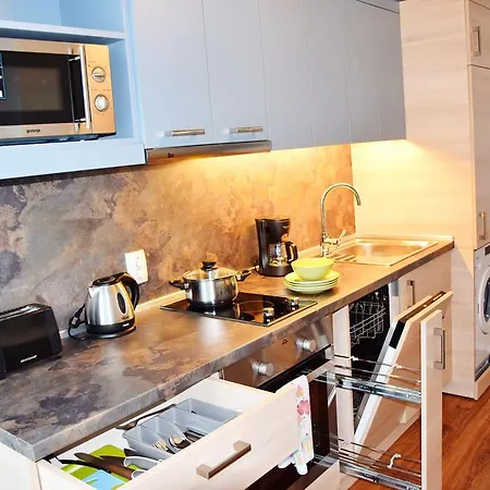 في آي بي * صوفيا