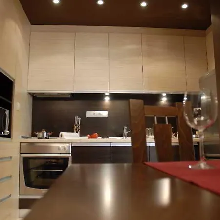 شقة في آي بي