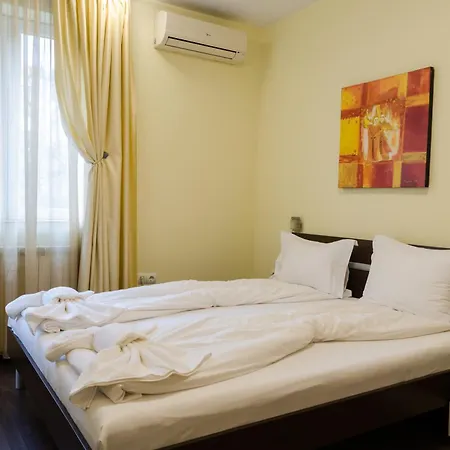 索菲亚贵宾公寓酒店 * 索菲亞